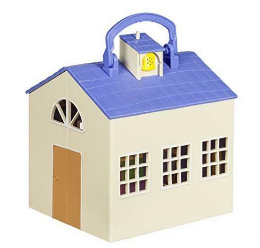 Peppa Pig's School Playset Zoe Zebra & Madame Gazelle Toy Figures