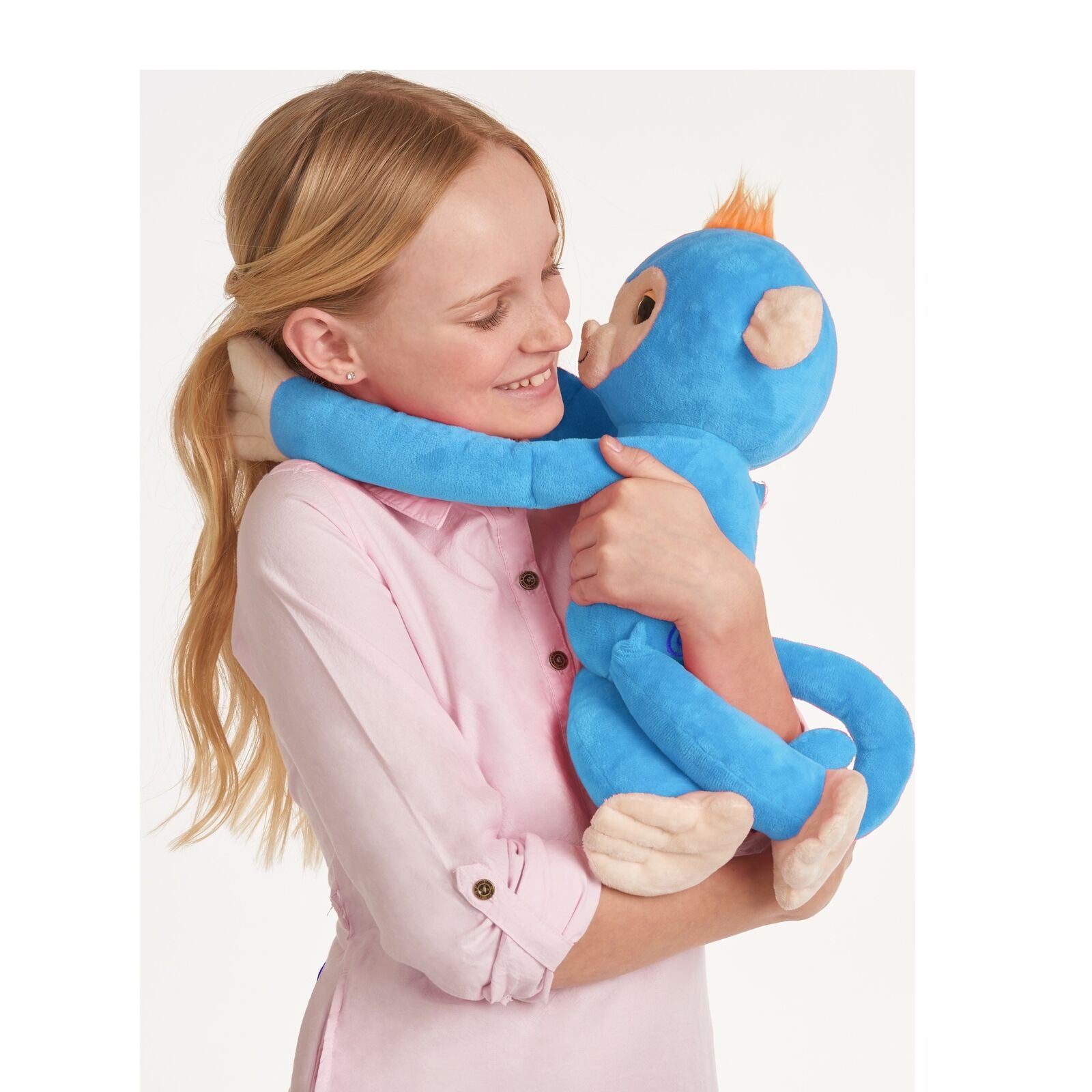 Fingerlings HUGS BORIS (Blue) Advanced Interactive Plush Baby Monkey Pet WowWee